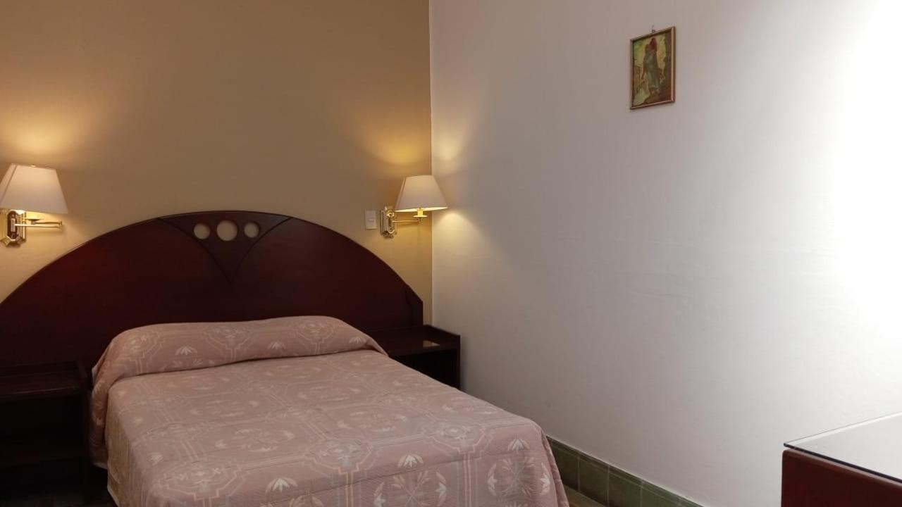Hotel Marmoy Чолула Екстериор снимка