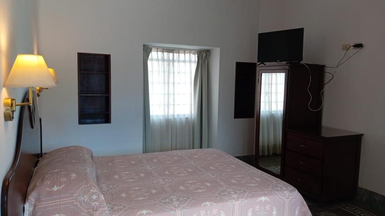 Hotel Marmoy Чолула Екстериор снимка